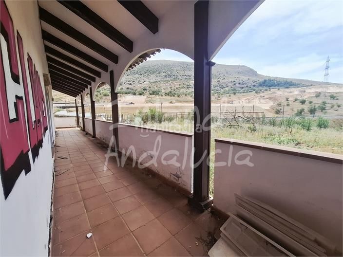 Foto 0179678d-7d77-479c-9aab-cd0f5098b9ed. Local comercial a Loja