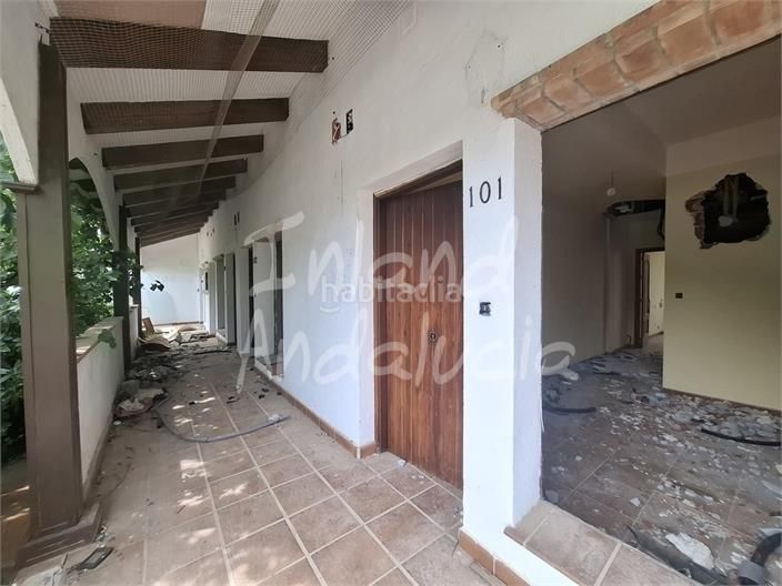 Foto 7aeb9e1a-a20f-4d3d-a1e7-8cdb67385a85. Local comercial a Loja