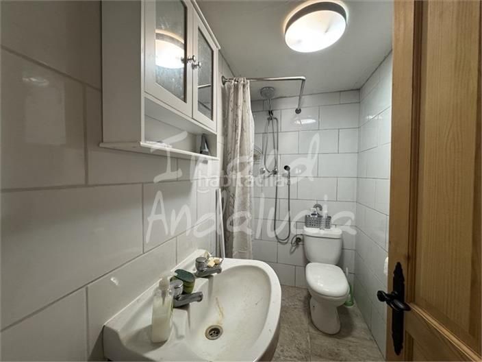 Foto 226aed59-5d57-4f74-8b9a-e2befdfb05c7. Reihenhaus mit parking in Alcalá la Real