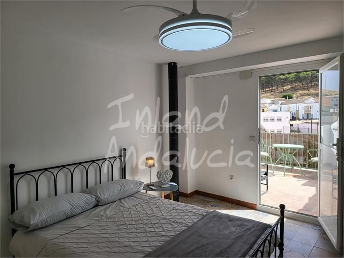 Foto f6647c6a-cd47-4bac-ae57-c1d6208a1da0. Casa adosada en Rute