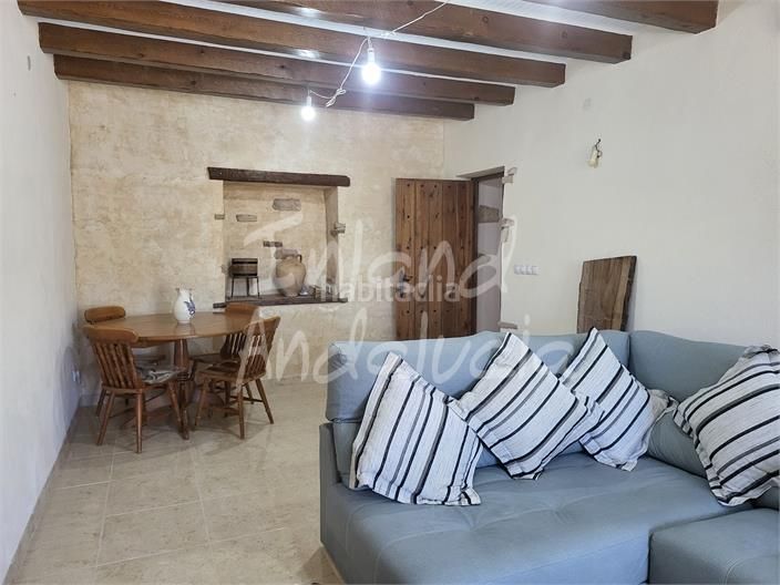Foto 96134480-8450-4f28-899e-4501c04dc071. Casale con parcheggio piscina in Algarinejo