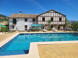 Masía en Algarinejo