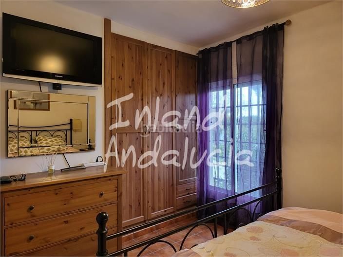 Foto 8a5de722-8d22-4f59-b492-efe9c4bd5d0a. Casa amb piscina a Marchena