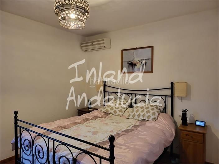 Foto e9a5f079-e019-470e-ab4a-bcb563ba2a07. Casa amb piscina a Marchena