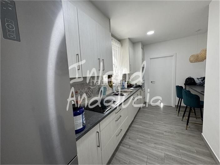 Foto d42ae16d-2d49-4872-9342-71a83a7b130a. Apartament amb aparcament a Alcaudete