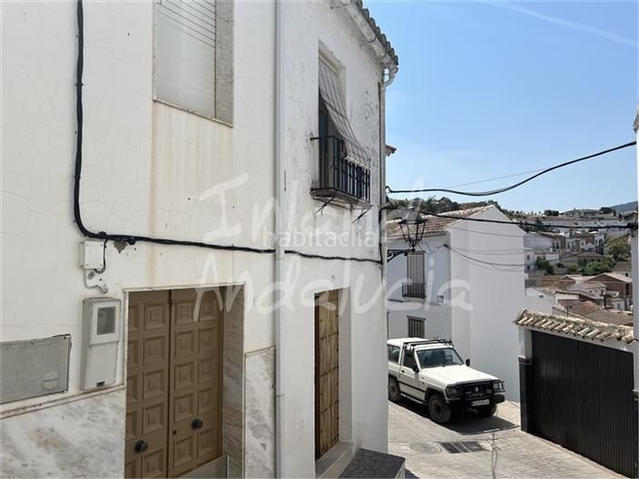 Foto c5640269-bdea-4921-968b-71f4cce02f65. Casa a schiera in Luque