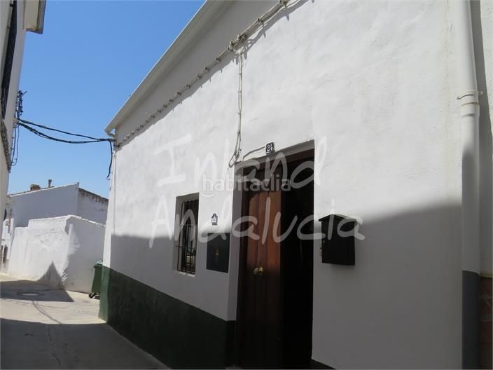 Foto 79568cc6-e622-424a-b2e8-506e97380a0e. Casa adossada a Alcaudete