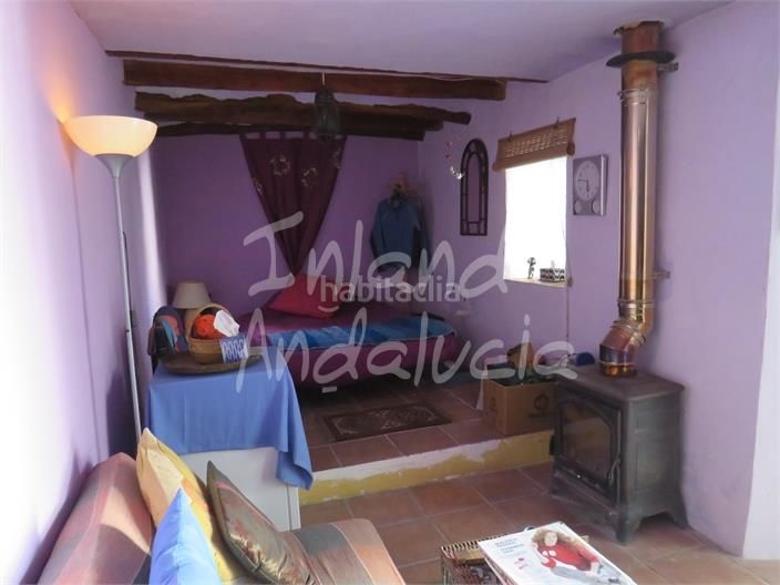 Foto d4eb5ffe-d2da-42d8-b8b7-d40f5d008e40. Casa adossada a Alcaudete