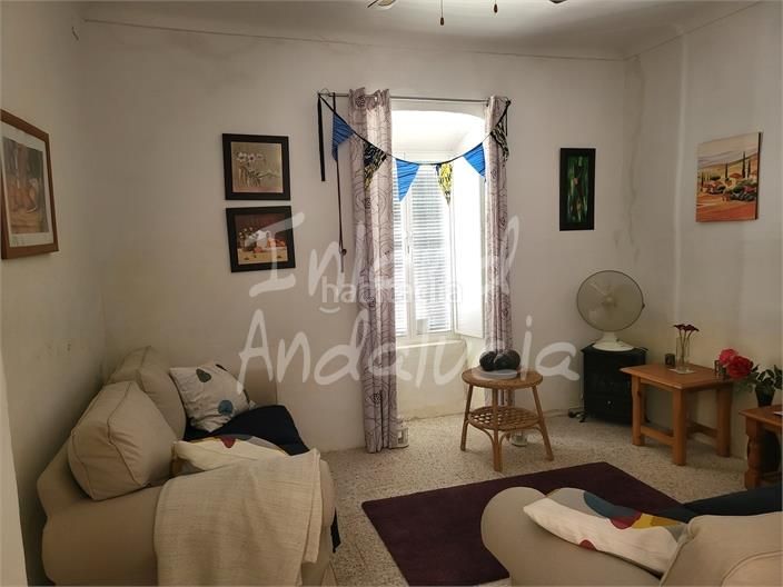 Foto aba2d75f-9edc-4acc-ba72-04253e05827b. Casa adossada a Estepa