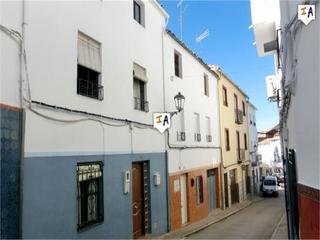 Casa adossada a Valdepeñas de Jaén