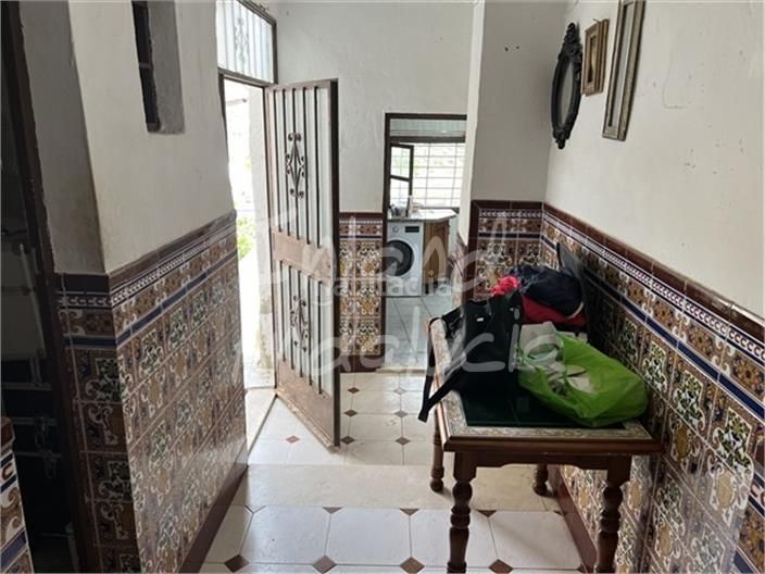 Foto c785e15c-be0d-4807-bda1-7e2bbb68877d. Casa adosada en Luque