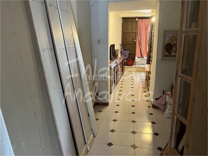 Foto fe148994-65d6-405b-8eb1-9aabc0f0ed12. Casa adosada en Luque
