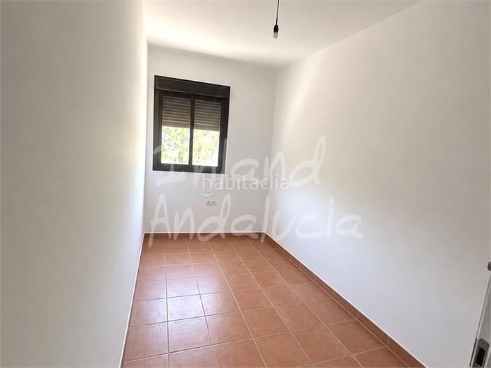 Foto 26be4eeb-f56b-4a91-98a6-e72a911fda59. Apartament amb piscina a Alcaucín