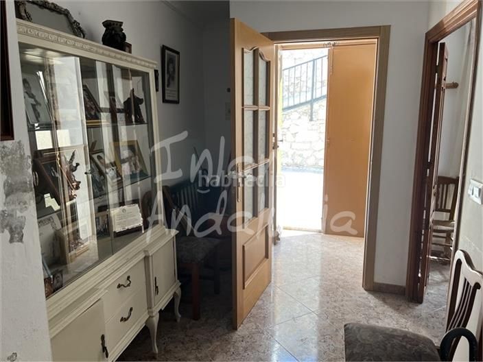 Foto 1ac05a53-d9e6-430c-9fd8-912d1cdb7d61. Casa adossada a Luque