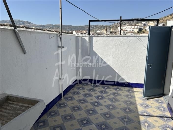 Foto 47a57ff1-0422-4355-8416-9a38289bd99c. Casa adossada a Luque