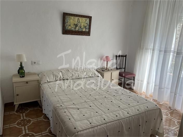 Foto 546b7dd7-5952-4a80-9dbd-9f07e63ee48b. Casa adossada a Luque