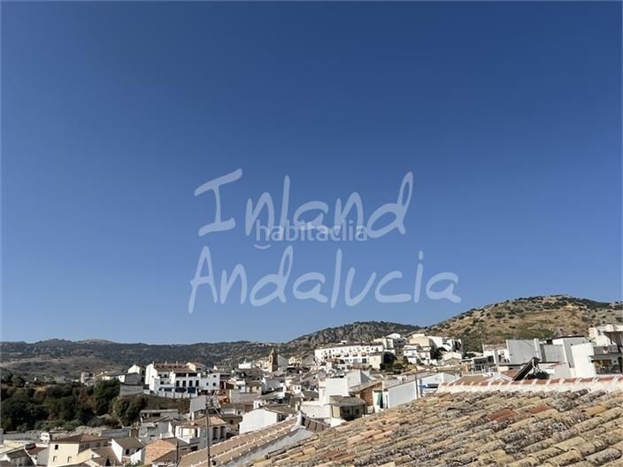 Foto 54c7d964-4c64-4f36-a0b6-116057685157. Casa adossada a Luque