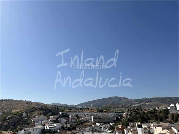 Foto 731620f7-857f-458f-b06d-036ca6460b3c. Casa adossada a Luque