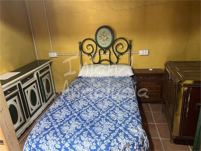 Foto 50d00871-89e4-424e-a992-5bbf605deb05. Casa adossada a Frailes