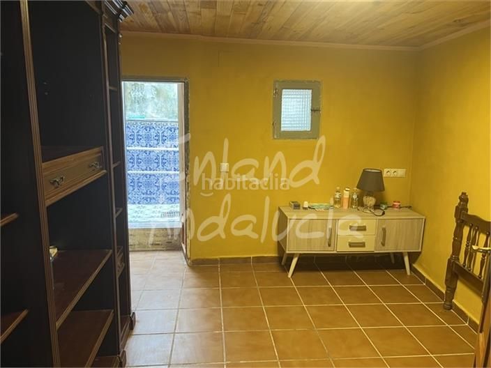 Foto 8805dc8b-06ac-4b75-99d7-e74ab0692572. Casa adossada a Frailes
