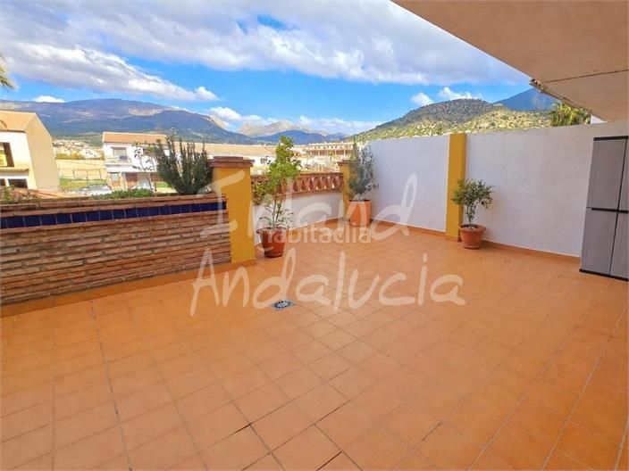 Foto 6acce82c-9e25-4449-ac19-5c79f200f8c0. Apartament amb aparcament piscina a Alcaucín