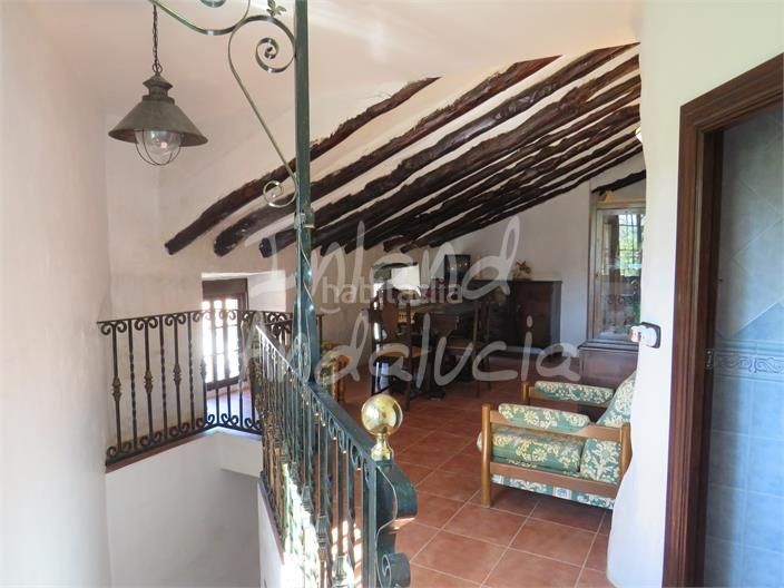 Foto e85d5859-4884-46a2-b00b-8bbf89cb5331. Masia amb piscina a Fuensanta de Martos