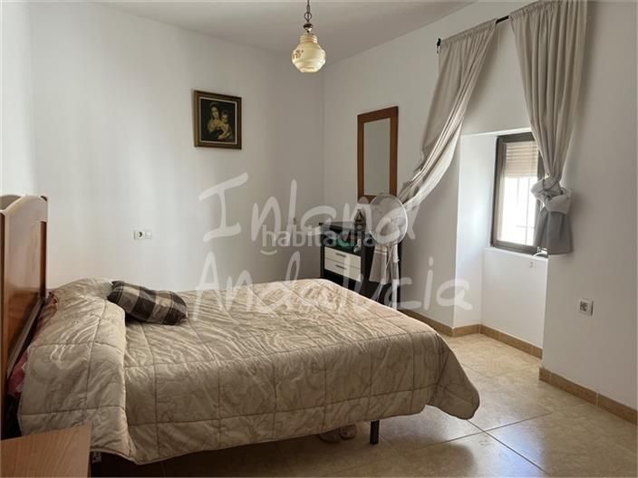 Foto 9b0fc6cd-125c-48ac-8e90-1512ad2911e6. Casa adossada a Baena