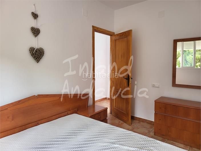 Foto 87b18253-a6e9-4ce6-a7bb-222adaaff351. Casa adossada a Villanueva de Algaidas
