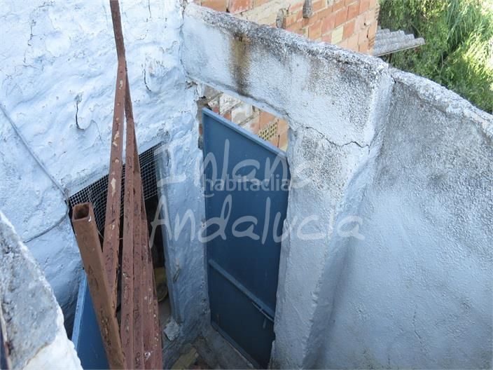 Foto 2454e133-ff9f-4e2c-acda-3ce0d3e1bf10. Casa adossada amb aparcament a Martos