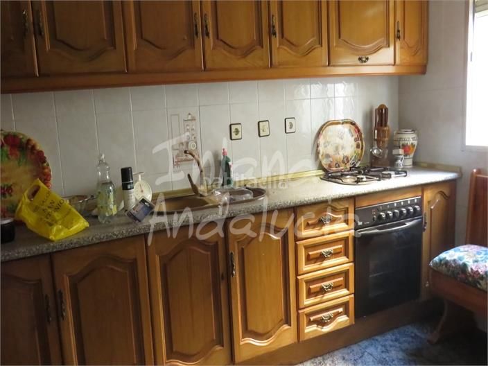 Foto dd062105-6599-4a26-99fc-a82ce5b6b87f. Casa adossada amb aparcament a Martos