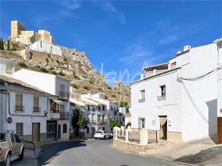 Casa adossada a Luque