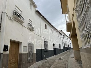 Casa adossada a Alcalá la Real