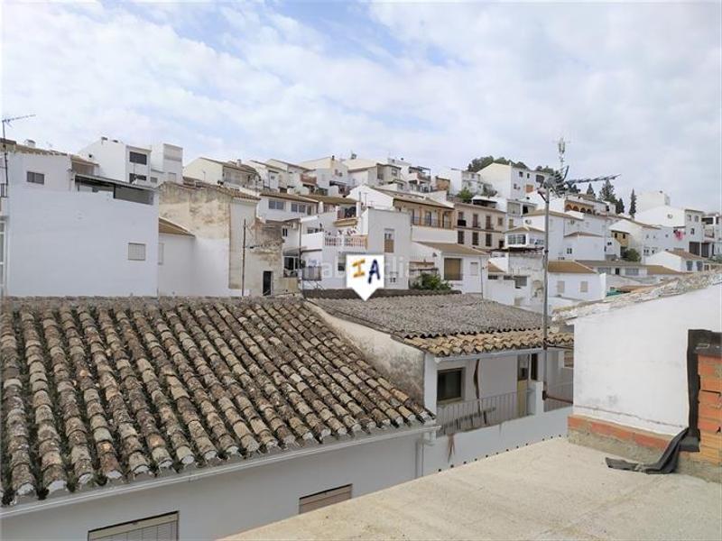 Foto ec9252f1-0197-439a-9b7c-f7da5fd23a0c. Casa a schiera con parcheggio in Iznájar