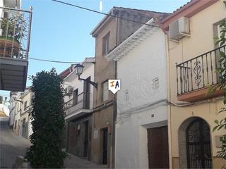 Semi detached house in Alcaudete