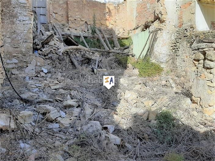Foto 81639394-c403-4447-96ef-2a089ba282b8. Maison jumelée dans Castillo de Locubín