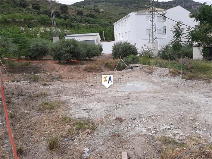 Foto 70ef6ac8-5847-4577-8ff5-28ffe19d9716. Residential plot in Castillo de Locubín