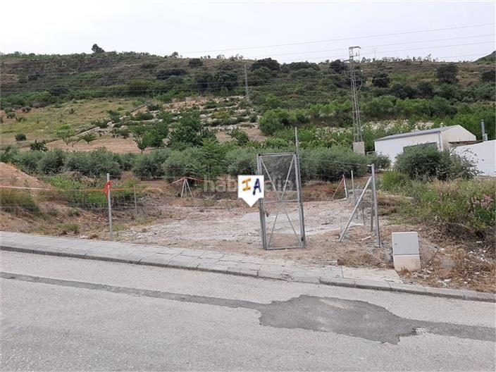 Foto ef0765a3-2adb-4597-9c55-2a42f4758836. Residential plot in Castillo de Locubín