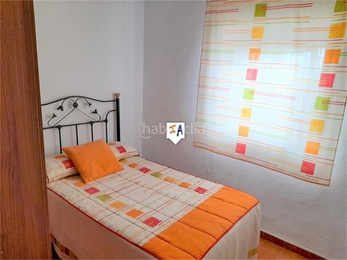 Foto 3b4d92b9-9140-4277-9206-9b72353fbe91. Casa adosada en Moclín