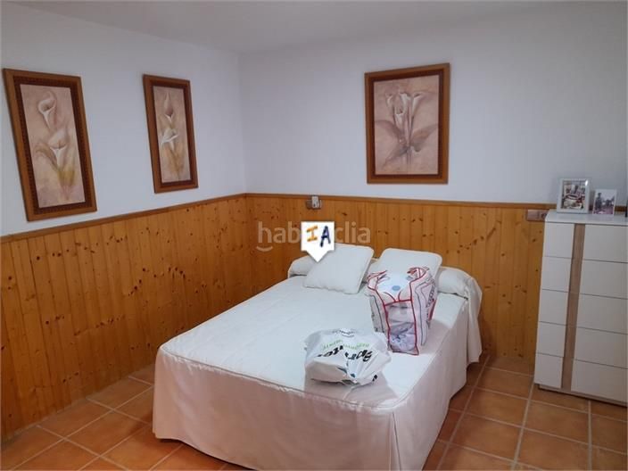 Foto 421a888a-769c-4489-a400-489b785c91f7. Casa adosada en Moclín