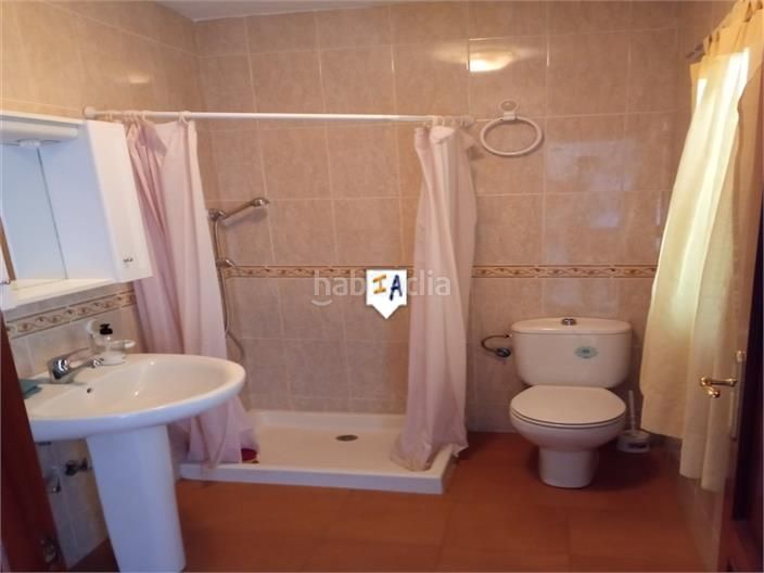 Foto 710401d6-cbc0-4f23-9eba-f332f750aa80. Casa a schiera con parcheggio in Benalúa de las Villas