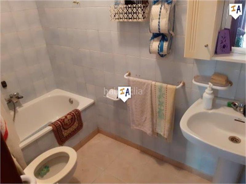 Foto 89cc9d1f-2edf-43de-b502-24cdf524e9de. Casale con parcheggio in Iznájar