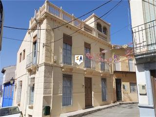 Casa adossada a Frailes