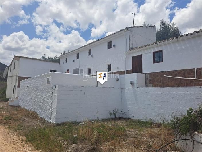 Foto a98fe7d8-cd18-46b4-80a9-eeb29e97b94d. Masia a Martos