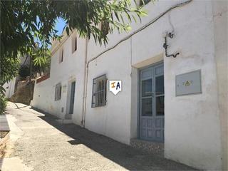 Casa adossada a Frailes