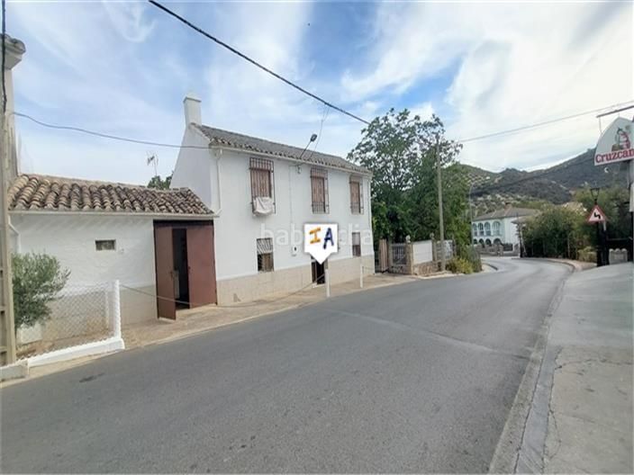 Foto 4f1a58d9-32e6-4812-91f0-528e0a8d8d94. Casa adossada amb aparcament a Almedinilla