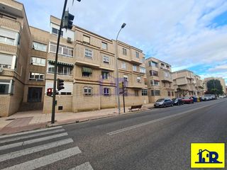 Appartamento  Reyes catolicos. Se  vende piso  3 dormitorios en zona  reyes católicos