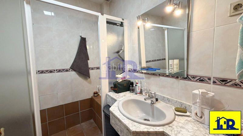 Foto 0b02cecf-05d0-42c5-8262-2988eab7792e. Casa adossada a Portilla