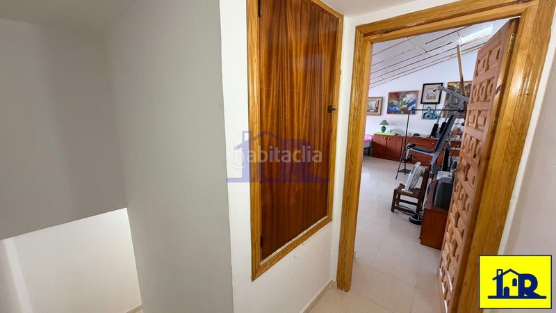 Foto a89c48ff-cace-4003-afd4-5dd8d5f78650. Casa adossada a Portilla