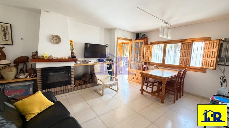 Foto d129937c-5588-48ce-99ed-a14b1839100b. Casa adossada a Portilla