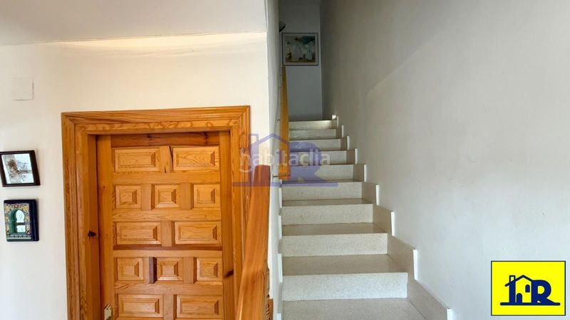 Foto f62a2e53-c00c-4a94-a21e-002e2dbb04e1. Casa adossada a Portilla